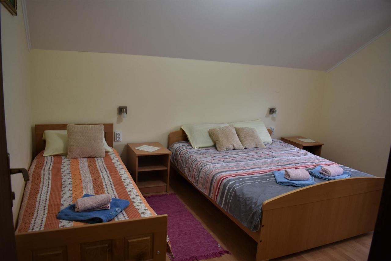 Apartments Sabljak Rakovica Exteriér fotografie