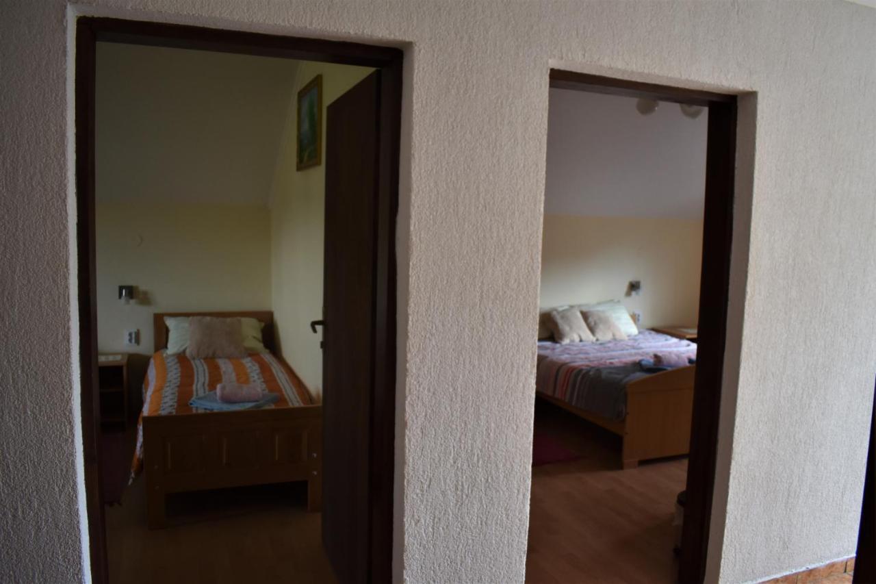 Apartments Sabljak Rakovica Exteriér fotografie