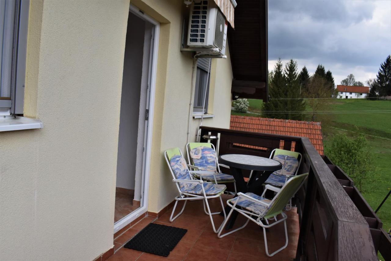 Apartments Sabljak Rakovica Exteriér fotografie