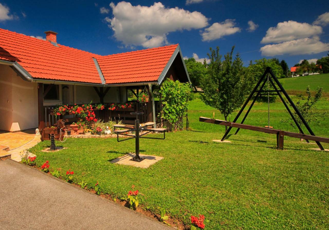 Apartments Sabljak Rakovica Exteriér fotografie